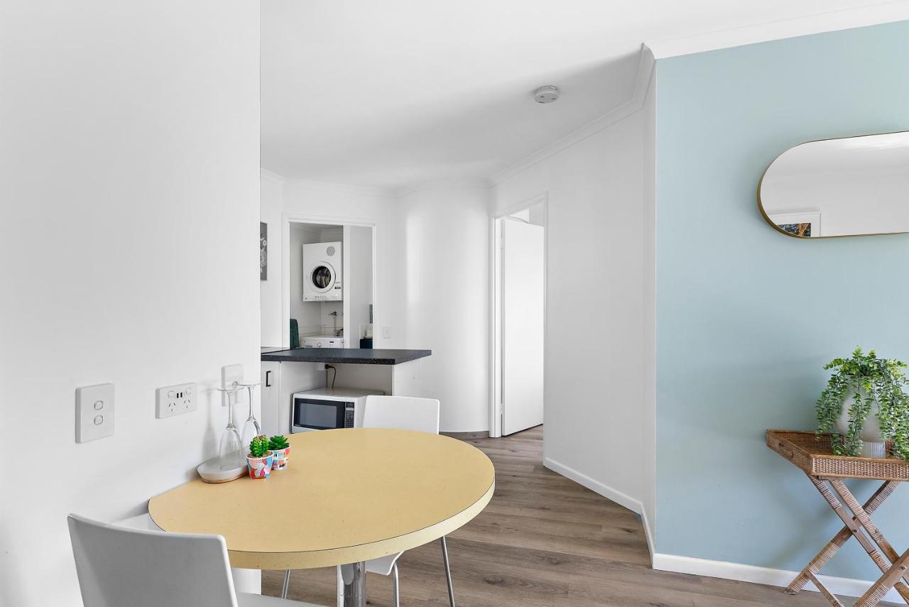 Sun Drenched Unit In Noosaville Extérieur photo