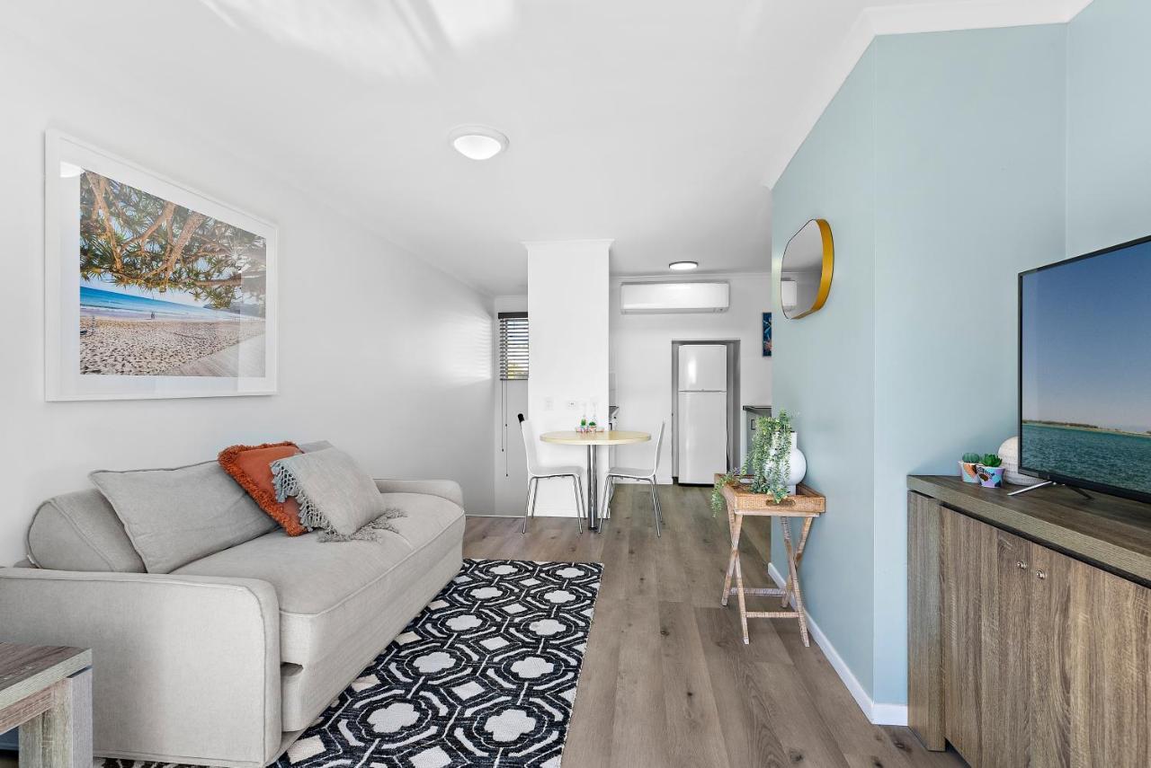 Sun Drenched Unit In Noosaville Extérieur photo